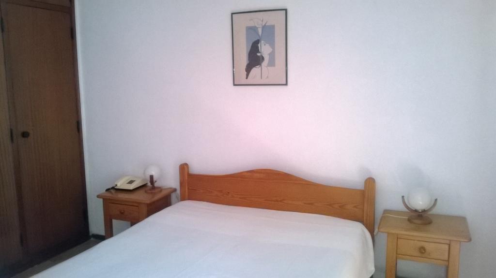 Alba Moura Apartamentos Quarteira Pokoj fotografie